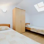 Apartment Mastrinka 11283a