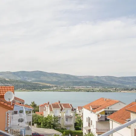 Mastrinka 11283a Daire Trogir