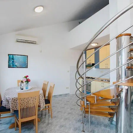 Apartament Mastrinka 11283a *