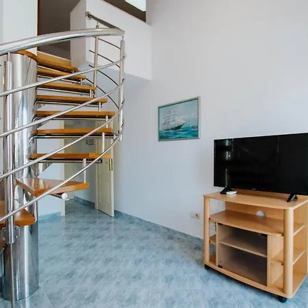 Mastrinka 11283a Apartament